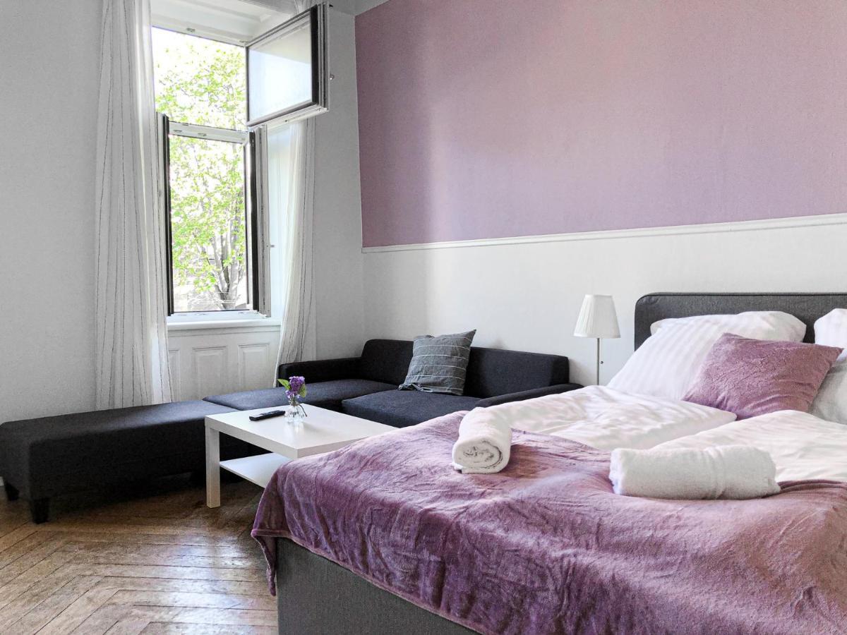 Commodious 2Br Apt. Near Akh-Perfect For Groups Вена Экстерьер фото