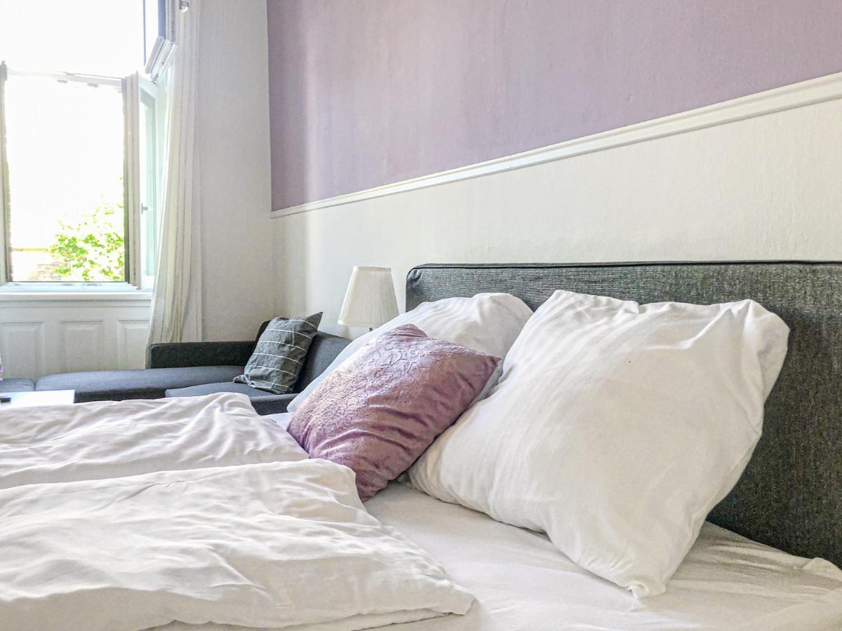 Commodious 2Br Apt. Near Akh-Perfect For Groups Вена Экстерьер фото